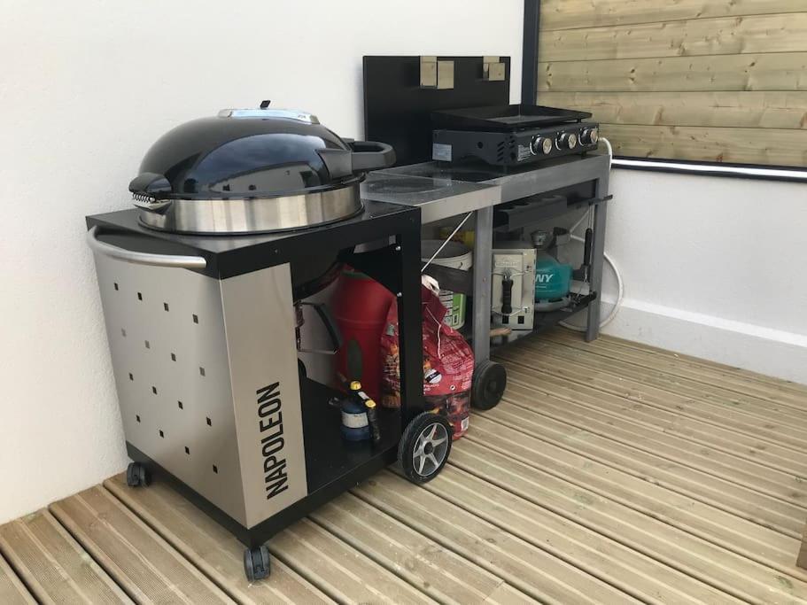 Maison 10 Pers En Bord De Mer Avec Piscine Chauffee Toute L'Annee, Spa Et Hamman Surzur Exteriér fotografie